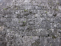 沖縄の城の城壁